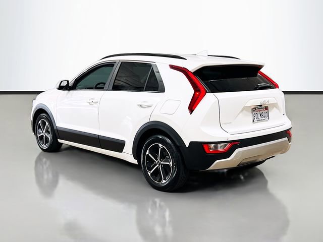 Certified 2023 Kia Niro EX FWD image 5