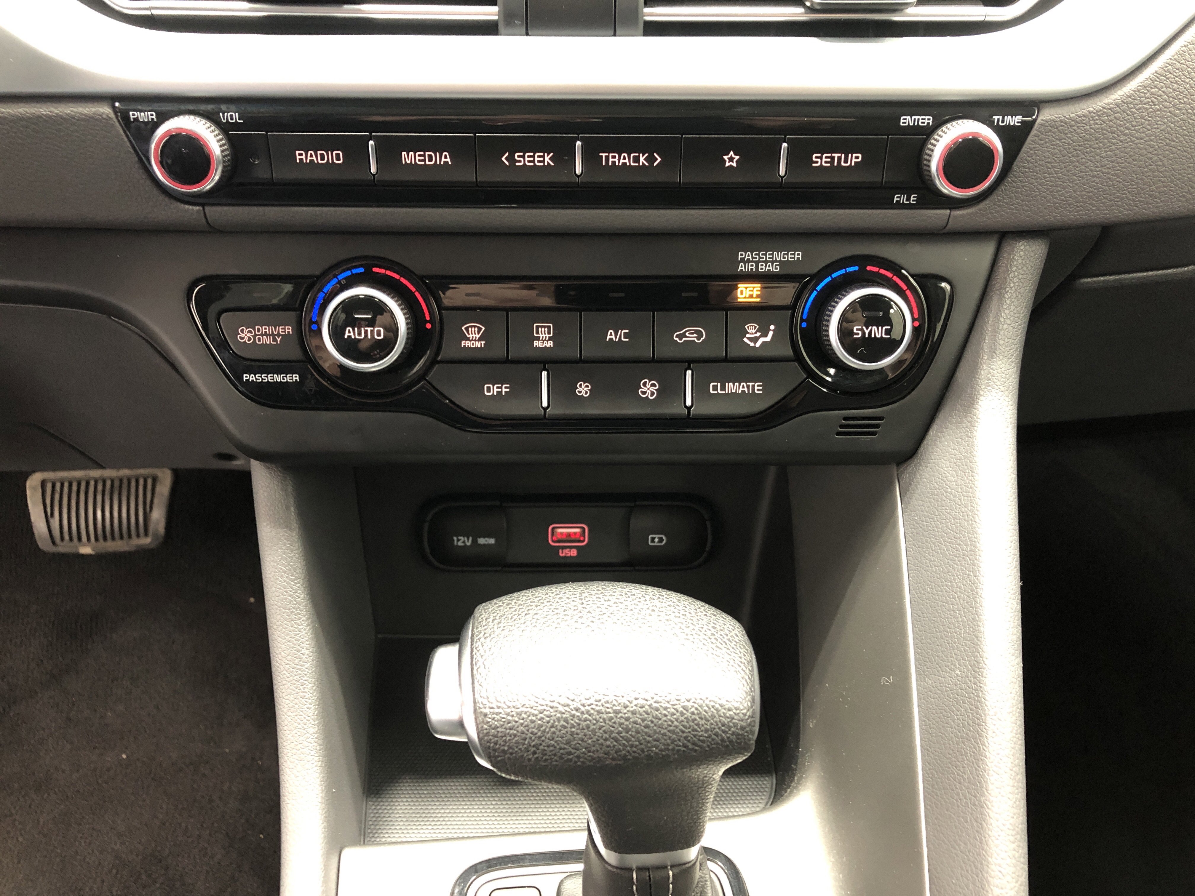 Used 2022 Kia Niro LX FWD image 17