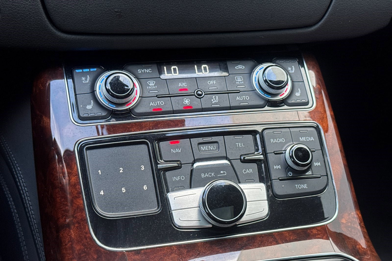 Used 2014 Audi A8 L 3.0T w/ Luxury Package image 18