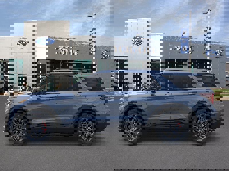 New 2026 Ford Explorer ST-Line w/ ST-Line Street Pack image 3