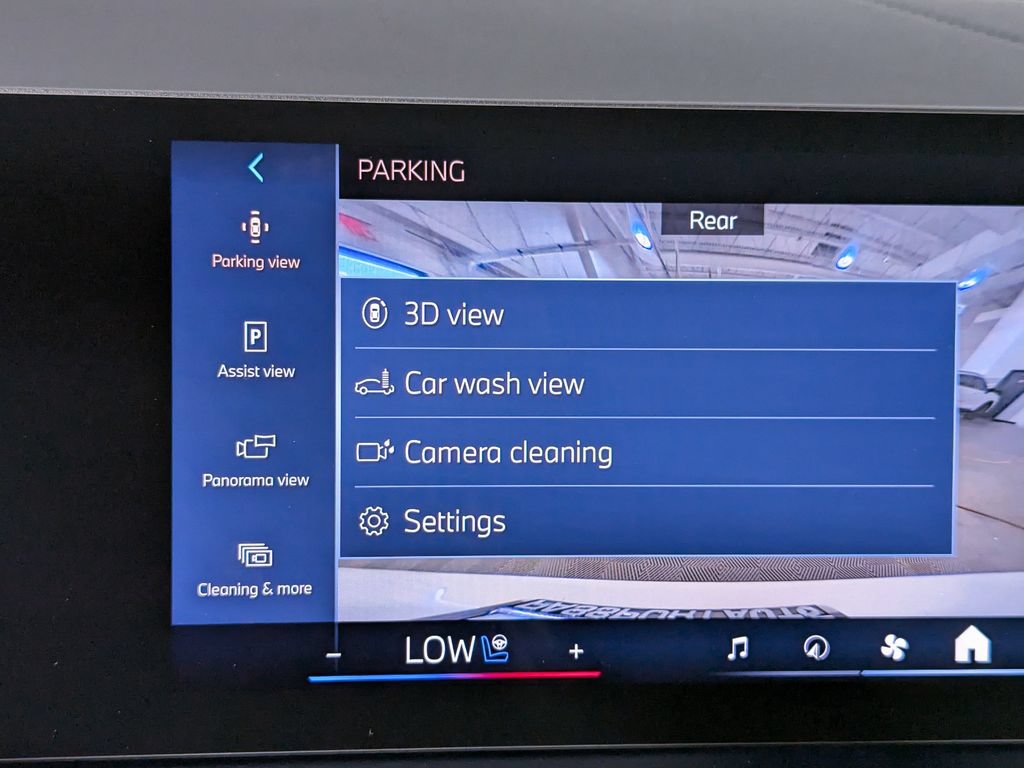 New 2026 BMW X3 xDrive30i w/ Premium Package AWD/4WD image 22