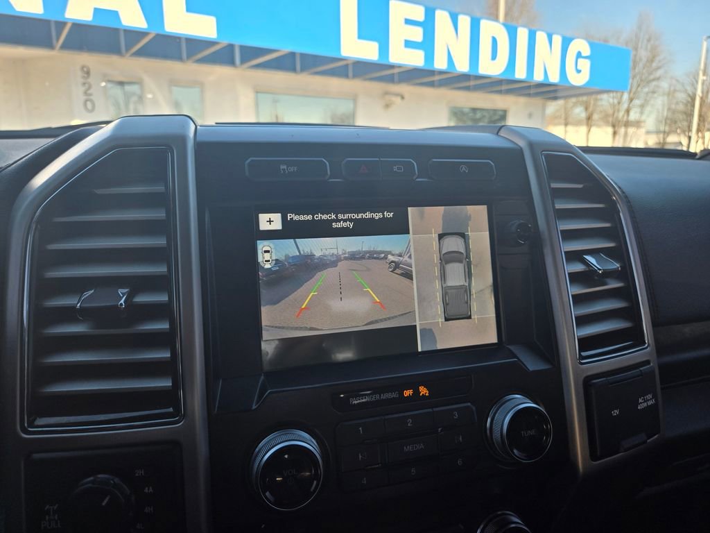 Used 2019 Ford F150 Platinum w/ Equipment Group 701A Luxury image 14