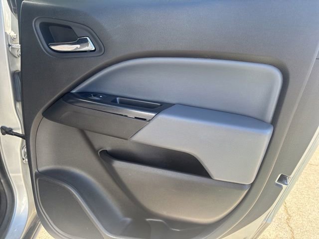 Used 2016 Chevrolet Colorado Z71 AWD/4WD image 30