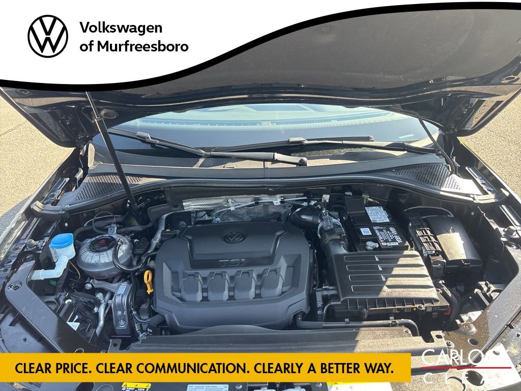 Certified 2023 Volkswagen Tiguan SE R-Line FWD image 12