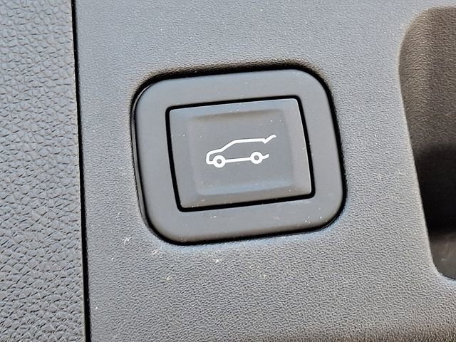 Used 2019 Cadillac XT4 Premium Luxury w/ Driver Awareness Package image 30