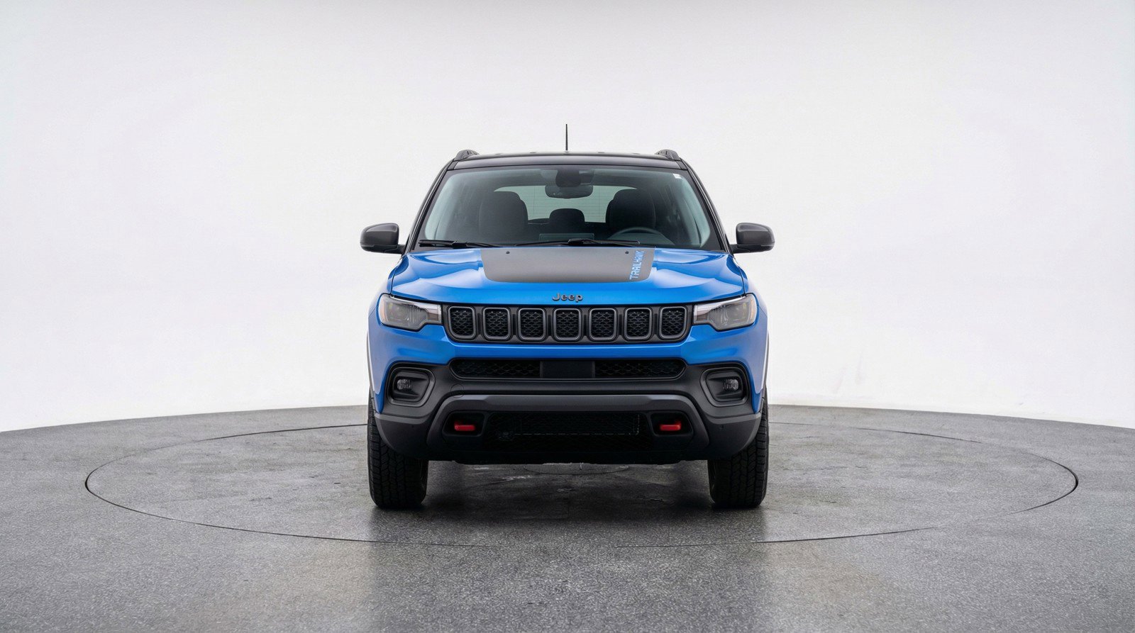 Used 2025 Jeep Compass Trailhawk AWD/4WD image 2