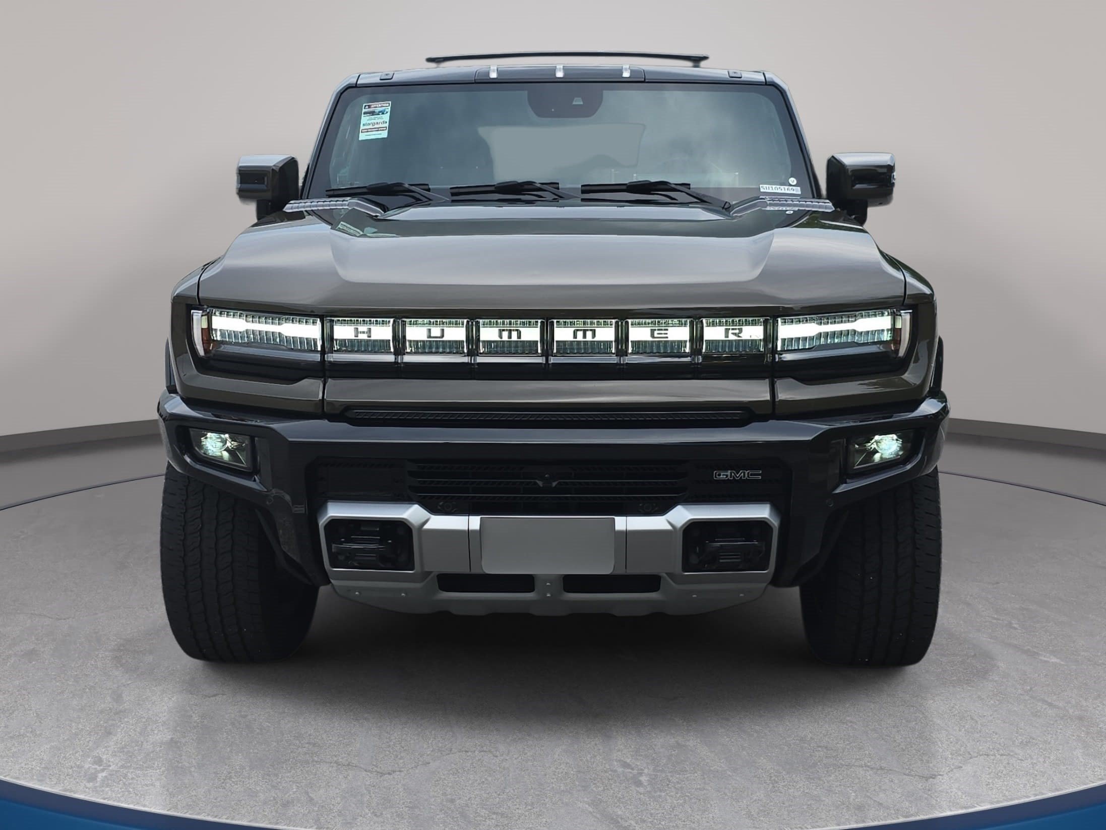 Used 2025 GMC Hummer EV 2X AWD/4WD image 2