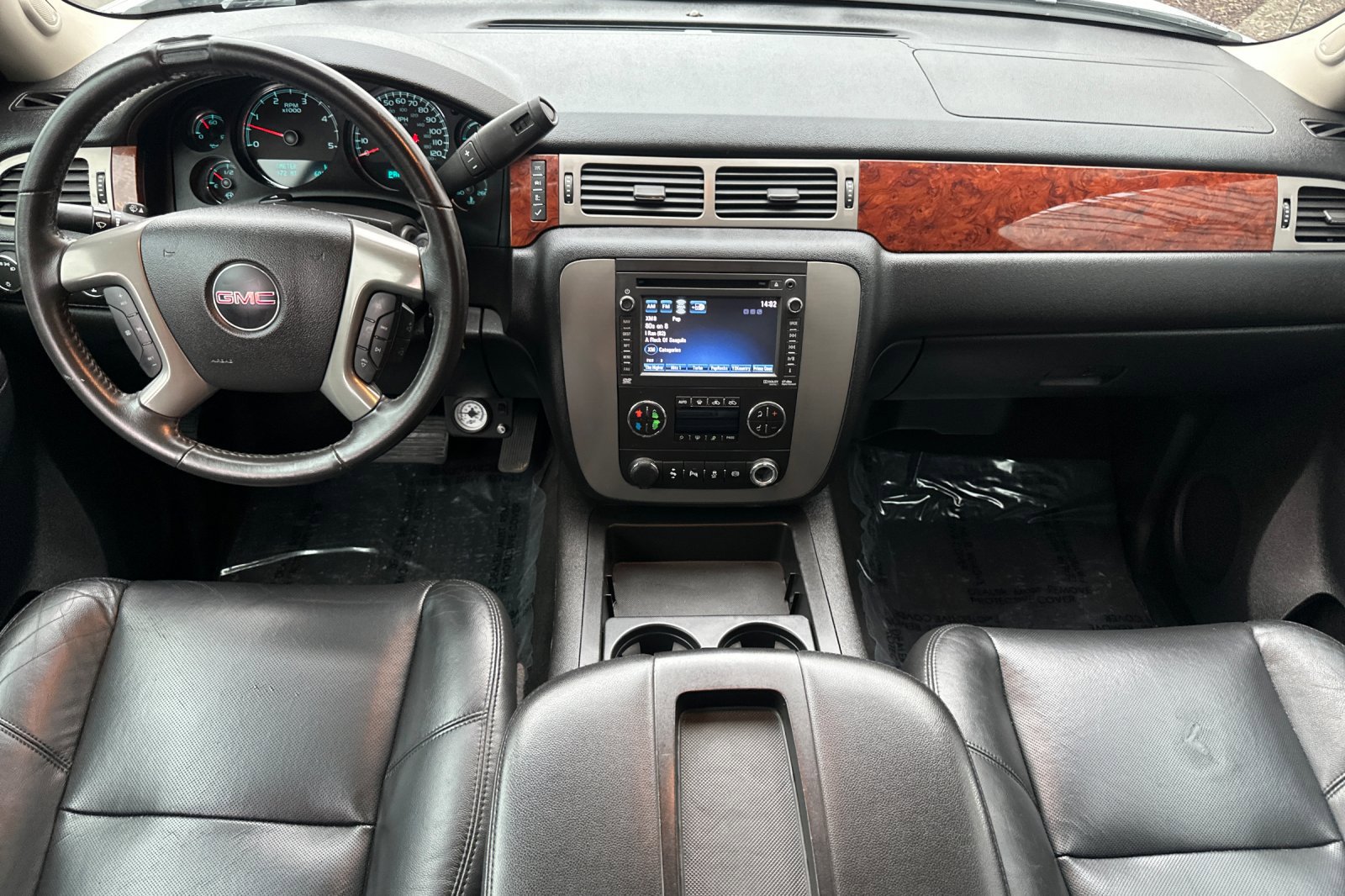 Used 2014 GMC Sierra 3500 SLT w/ SLT Convenience Package image 15