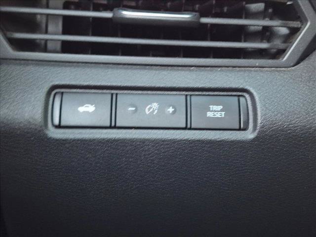 Used 2024 Nissan Altima 2.5 SR FWD image 18
