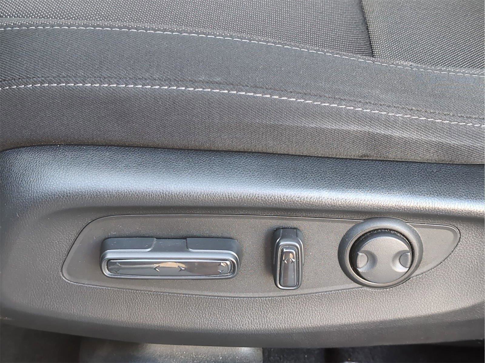 Used 2024 Honda CR-V EX image 16