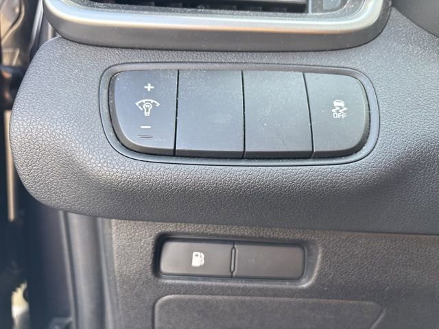 Used 2016 Kia Sorento LX w/ LX Convenience Package image 18