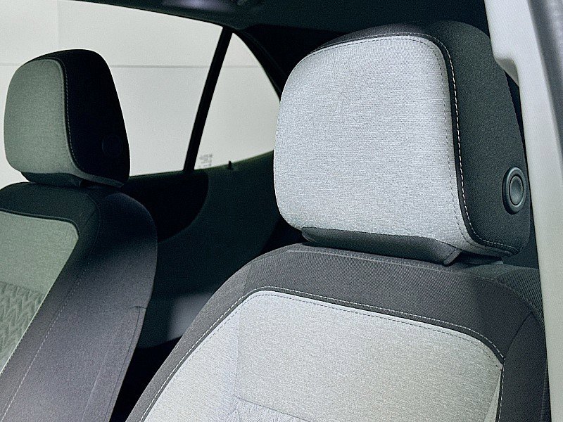 Used 2024 Chevrolet Equinox LS w/ LS Convenience Package image 19