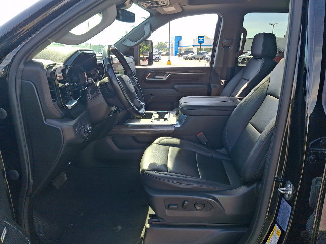 Used 2024 Chevrolet Silverado 3500 LTZ w/ LTZ Plus Package AWD/4WD image 14