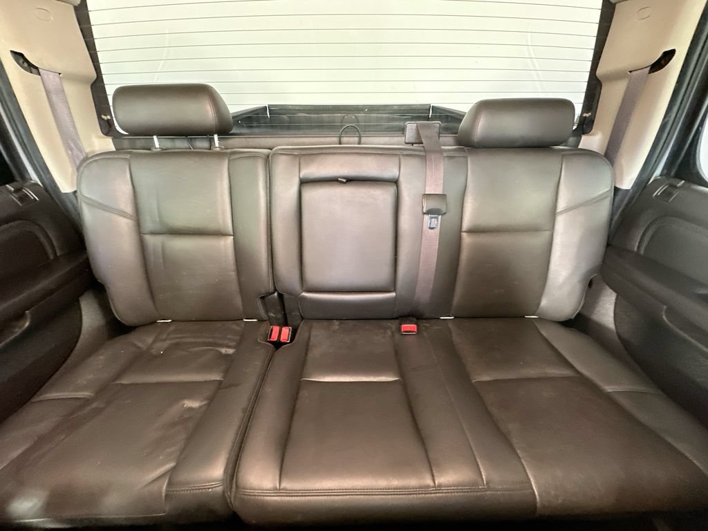Used 2013 GMC Sierra 2500 Denali w/ Suspension Package, Off-Road AWD/4WD image 8