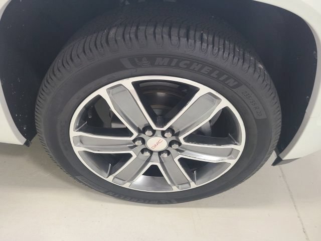 Used 2019 GMC Acadia Denali w/ LPO, Cargo Package AWD/4WD image 38