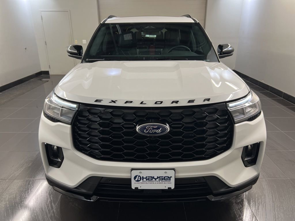 New 2026 Ford Explorer ST-Line w/ ST-Line Street Pack image 2