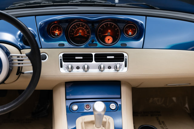 Used 2001 BMW Z8 RWD image 8