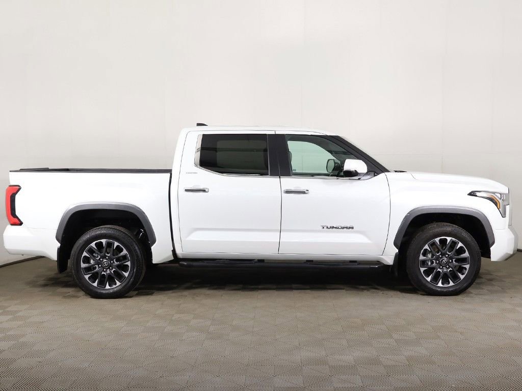 Used 2025 Toyota Tundra Limited AWD/4WD image 19