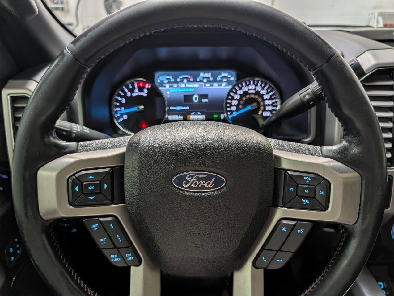 Used 2019 Ford F250 Platinum w/ Platinum Ultimate Package image 11