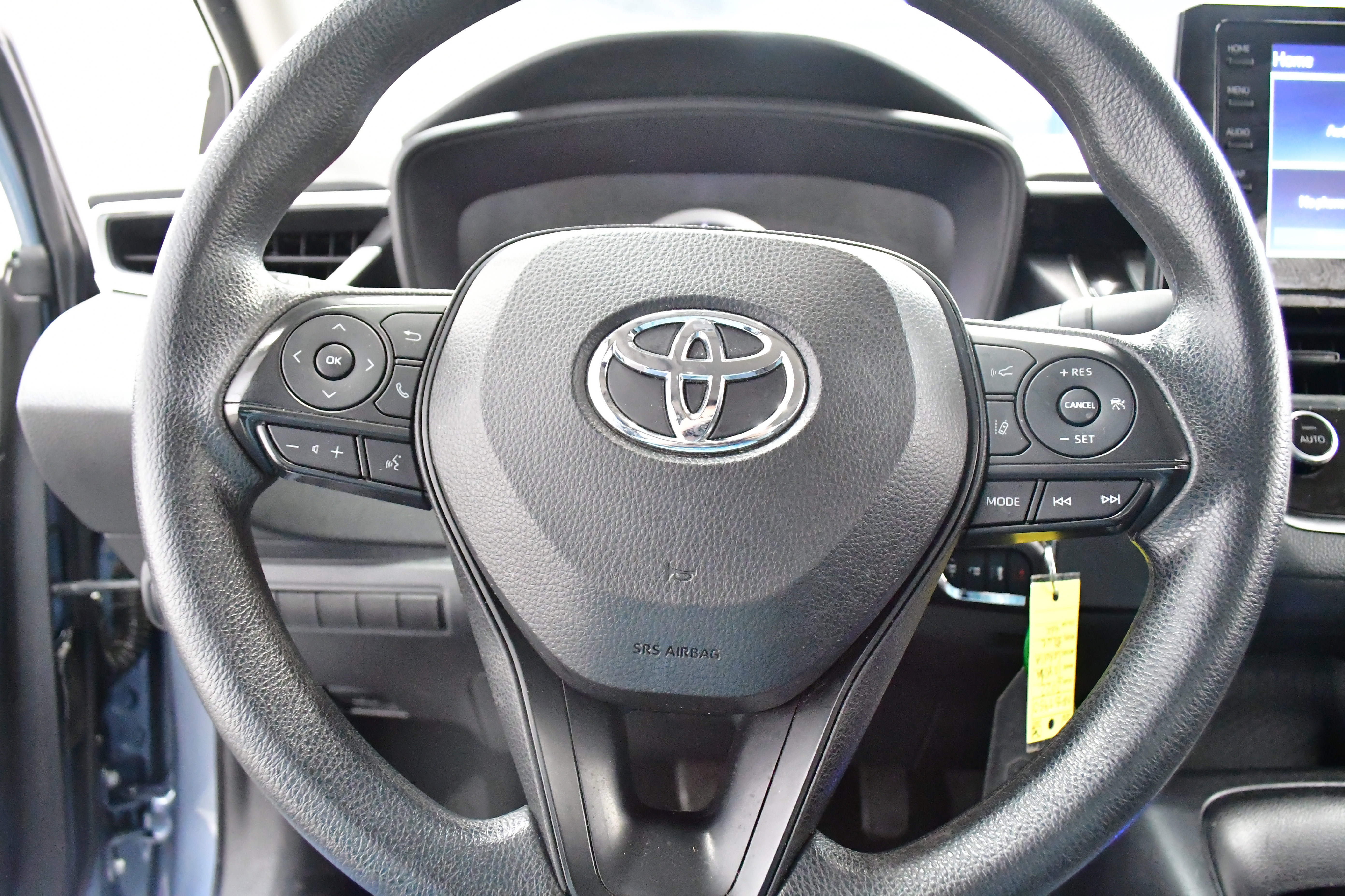 Used 2022 Toyota Corolla LE FWD image 18