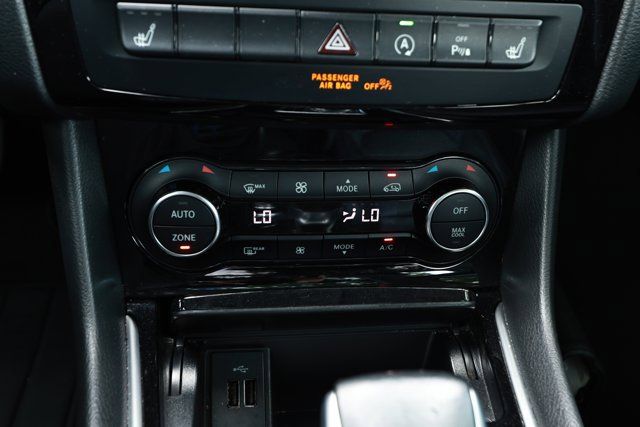 Used 2019 INFINITI QX30 w/ Cargo Package FWD image 20