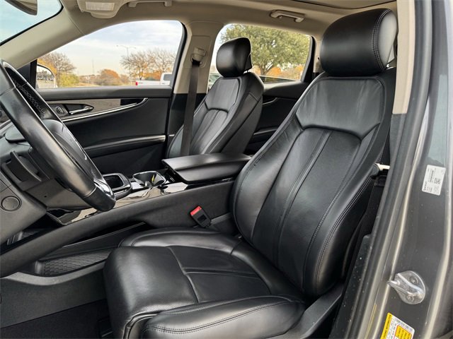 Used 2022 Lincoln Nautilus Reserve w/ Equipment Group 201A image 28