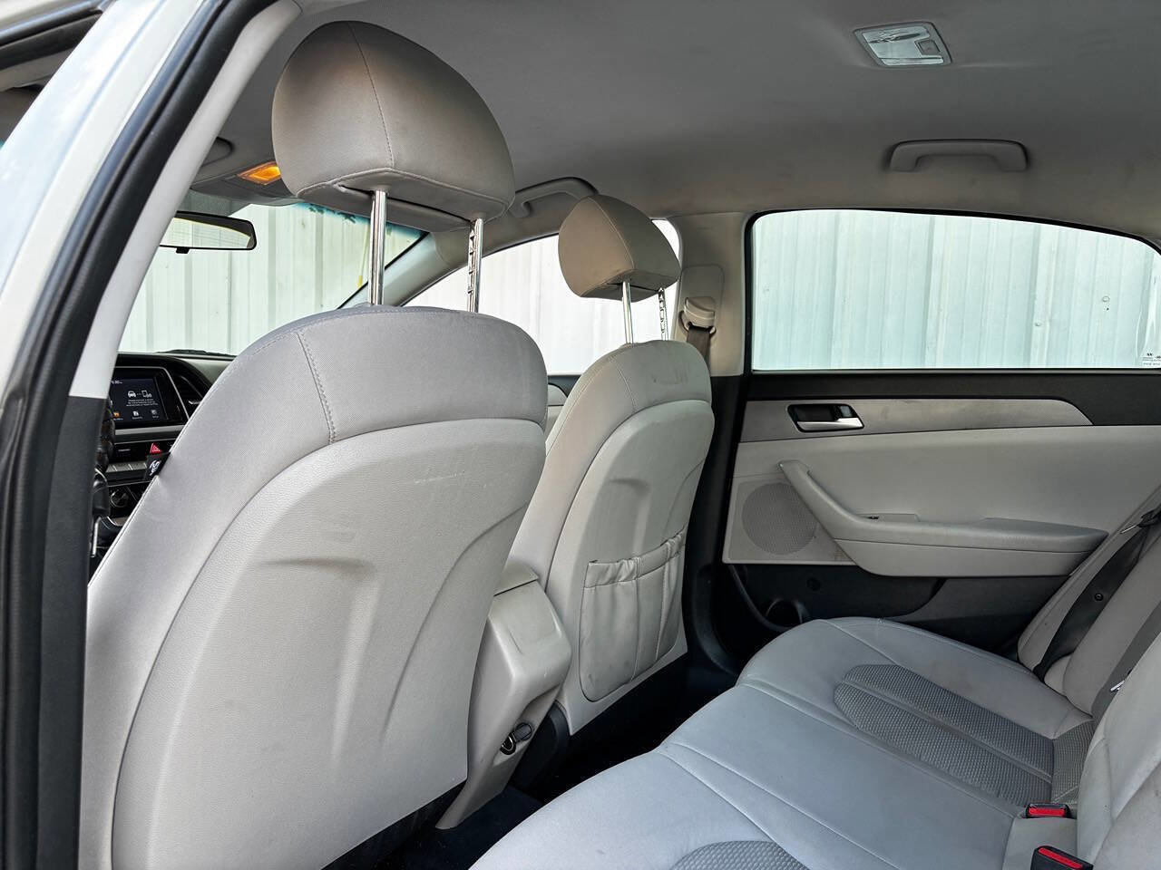 Used 2018 Hyundai Sonata SE FWD image 32