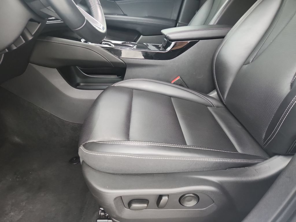 Used 2024 Buick Envision Preferred AWD/4WD image 22