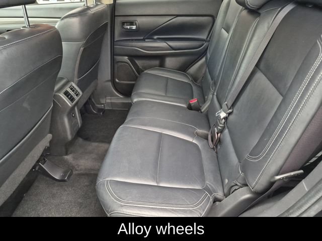 Used 2019 Mitsubishi Outlander SEL FWD image 24