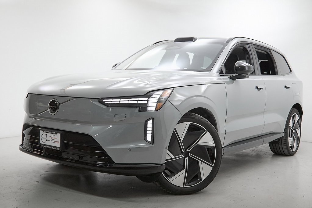 Certified 2025 Volvo EX90 Ultra image 2