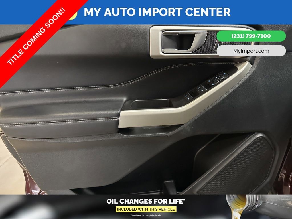 Used 2022 Ford Explorer XLT w/ Equipment Group 202A image 10
