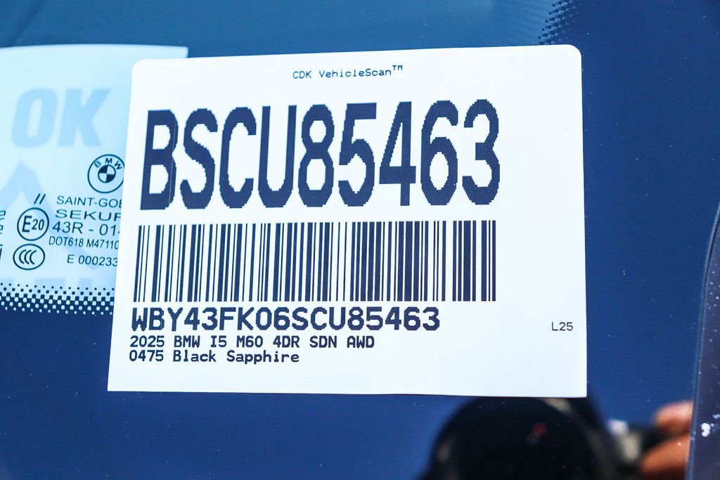 Used 2025 BMW i5 M60 w/ Executive Package image 29