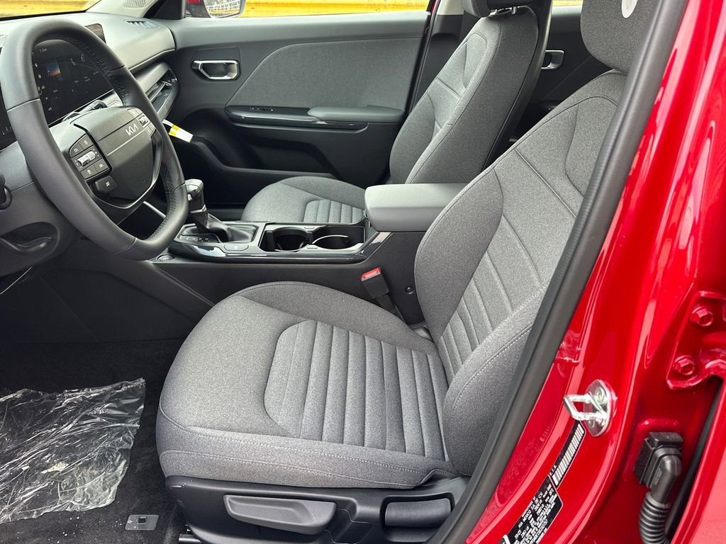 New 2025 Kia K4 EX FWD image 18