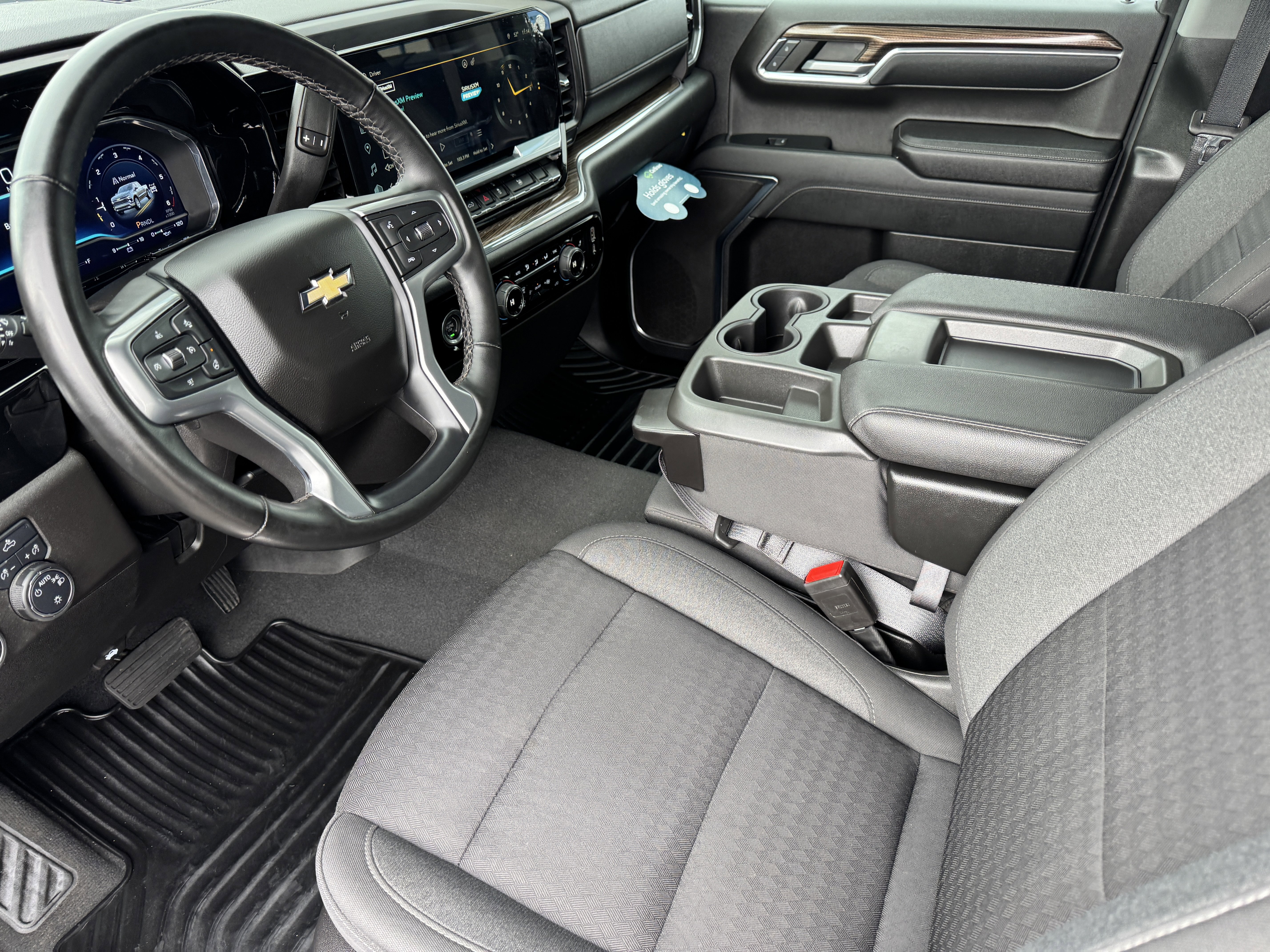 Used 2023 Chevrolet Silverado 1500 LT image 9
