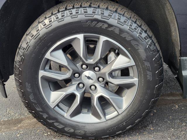 Used 2023 Chevrolet Silverado 1500 RST AWD/4WD image 5