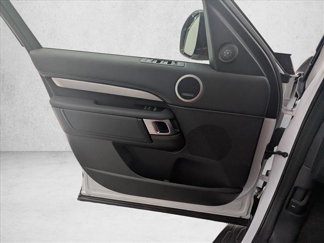 New 2025 Land Rover Discovery Dynamic SE AWD/4WD image 11