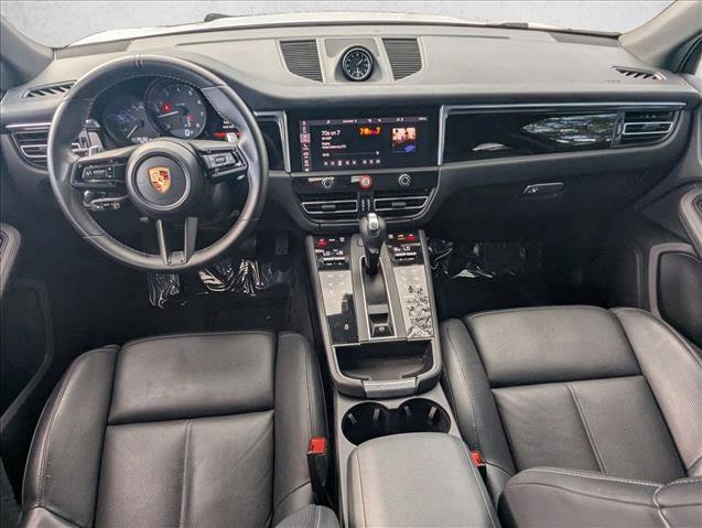 Used 2023 Porsche Macan image 19