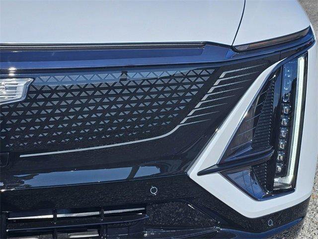 New 2026 Cadillac Lyriq Sport image 10