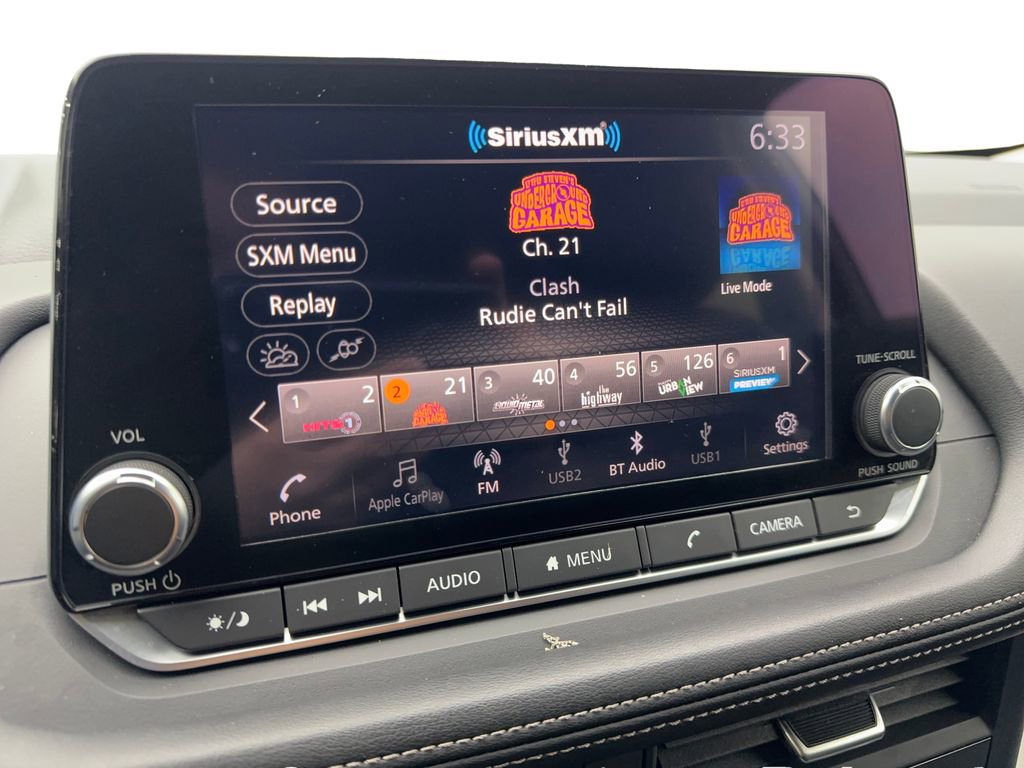 Used 2024 Nissan Rogue SV w/ SV Premium Package image 62