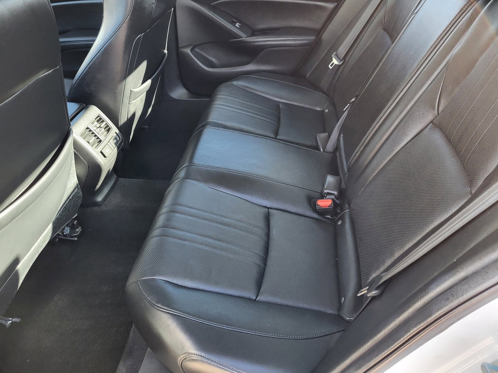 Used 2022 Honda Accord EX-L image 16