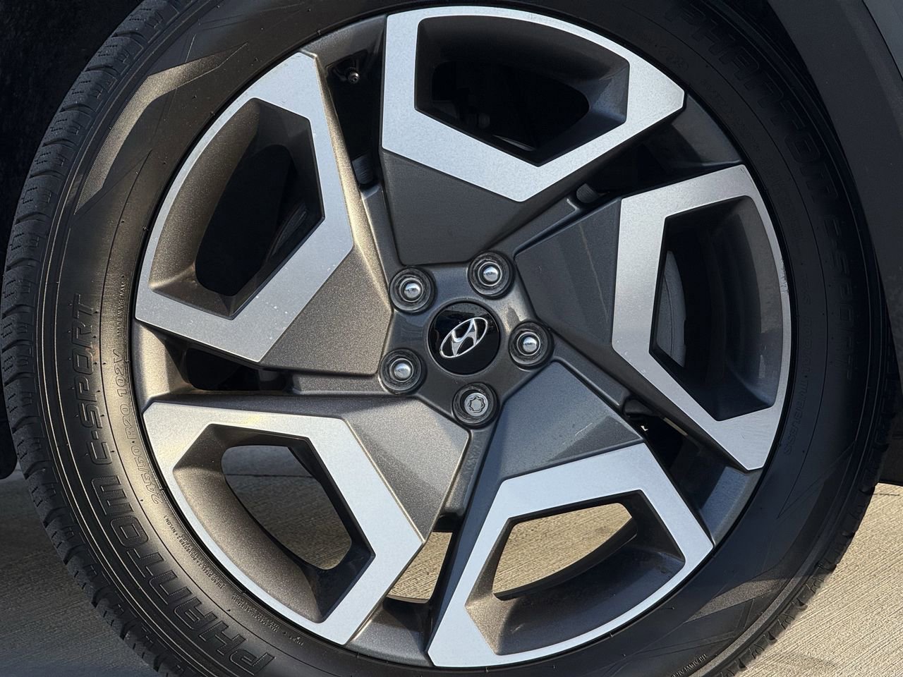 Used 2024 Hyundai Palisade SEL FWD image 9
