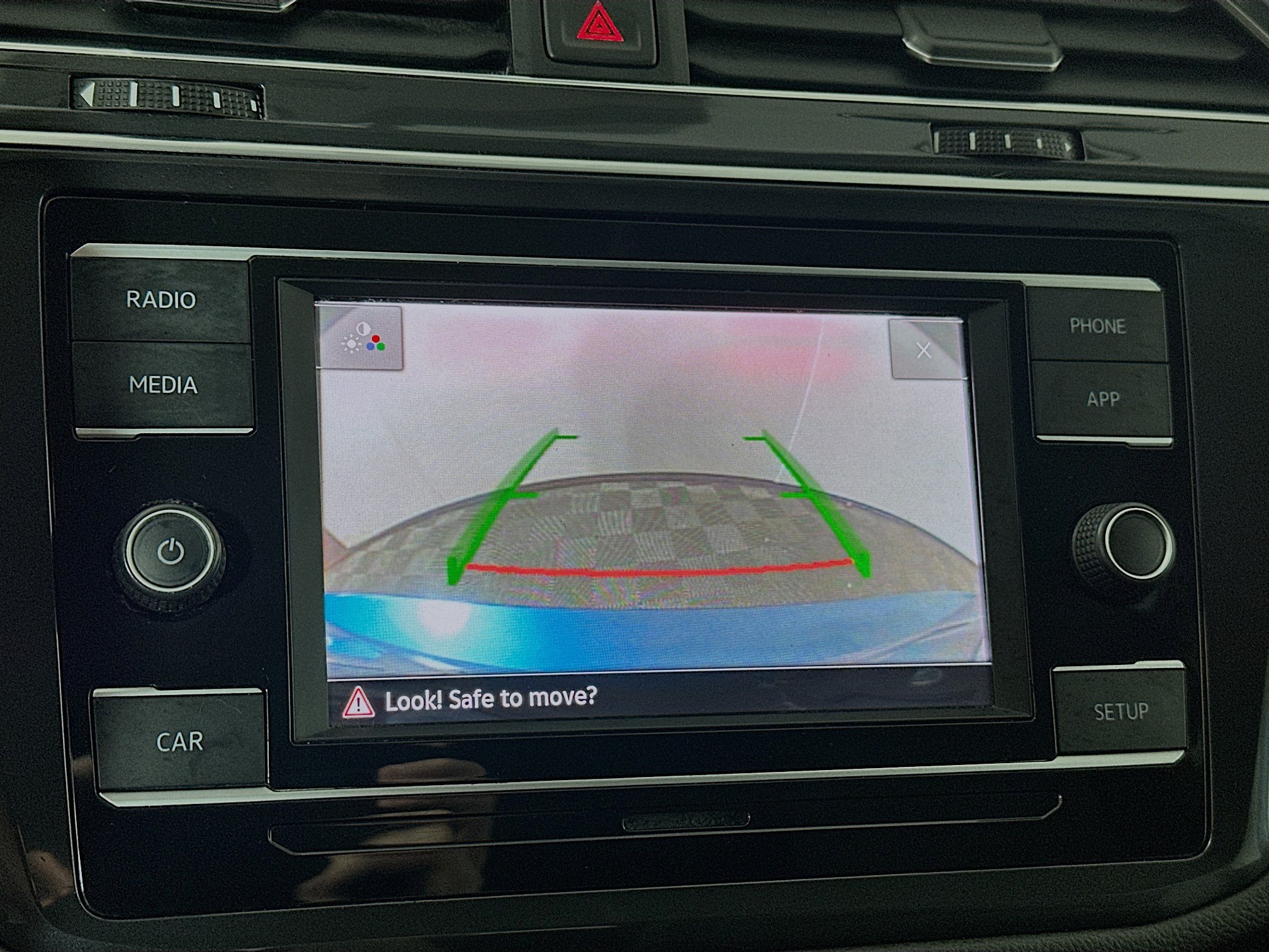 Used 2018 Volkswagen Tiguan S AWD/4WD image 13