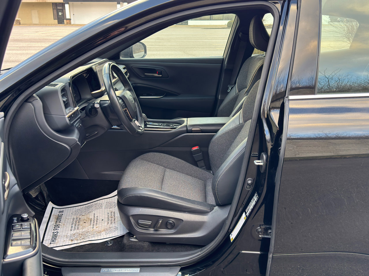 Used 2024 Toyota Crown XLE image 16