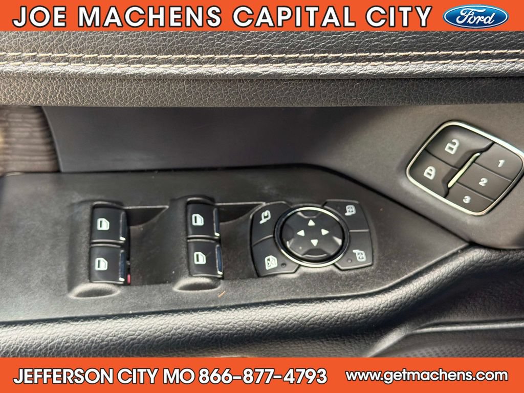 Used 2021 Ford Expedition Max Limited AWD/4WD image 19
