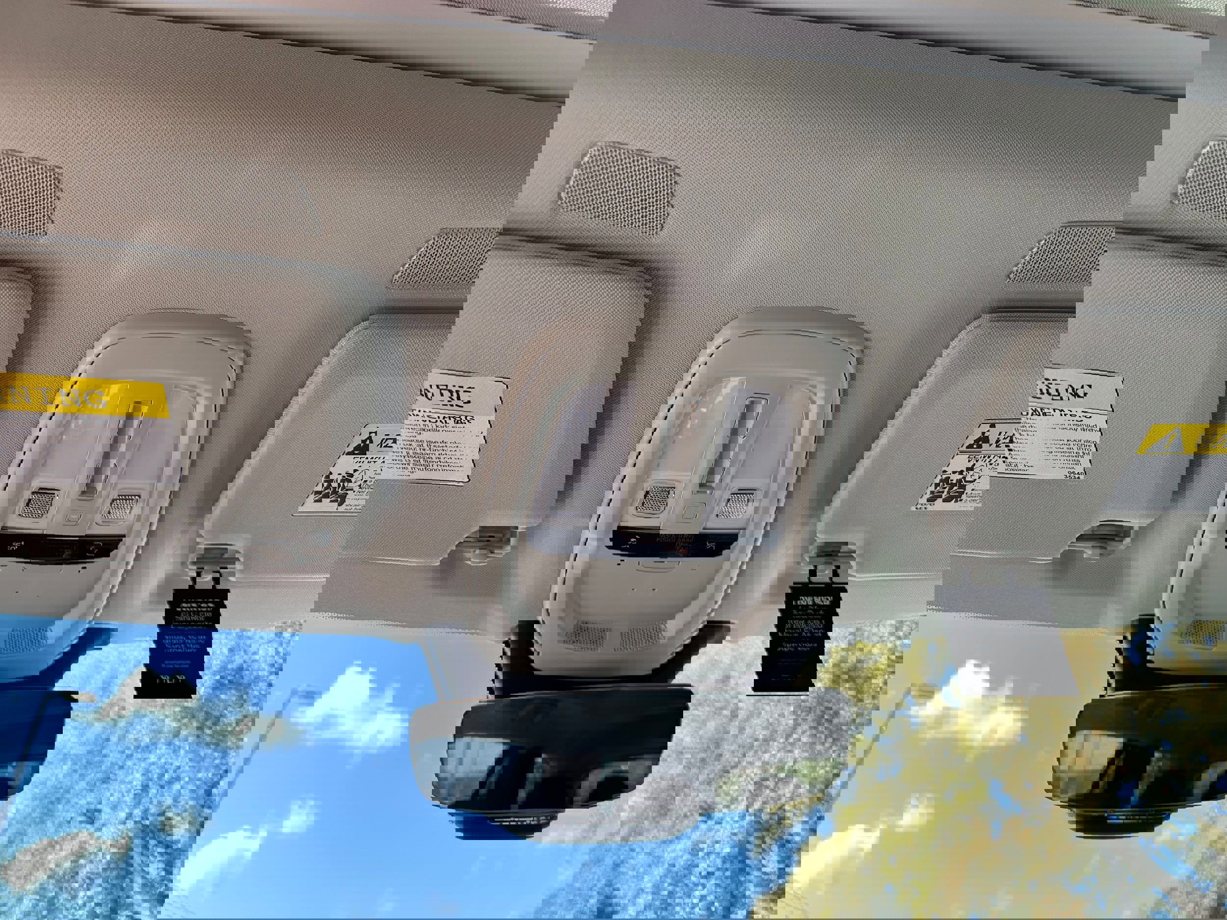 New 2025 Volvo XC90 T8 Plus w/ Protection Package Premier image 16