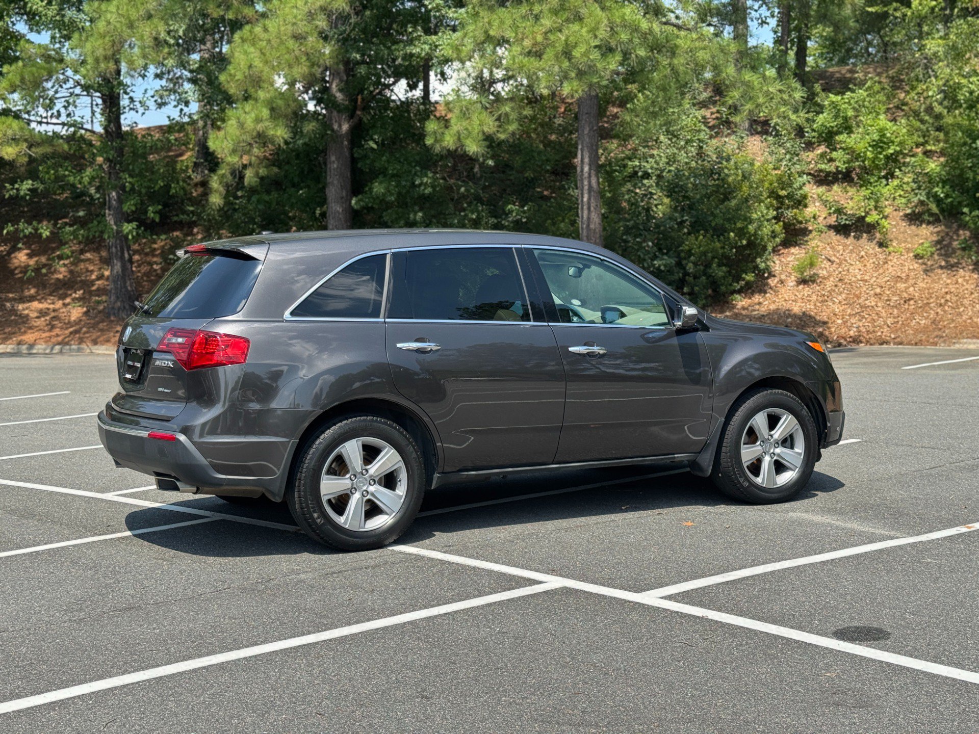 Used 2011 Acura MDX w/ Technology Package AWD/4WD image 13