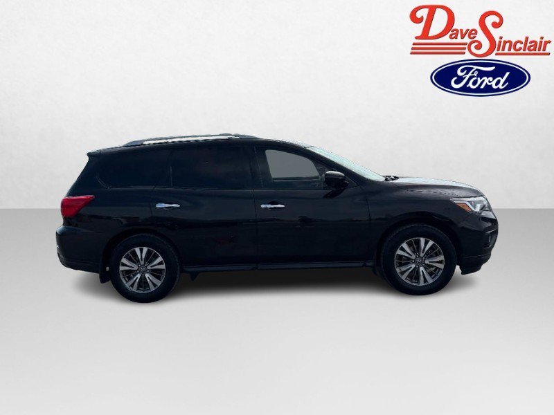 Used 2019 Nissan Pathfinder SL w/ Cargo Package FWD image 5