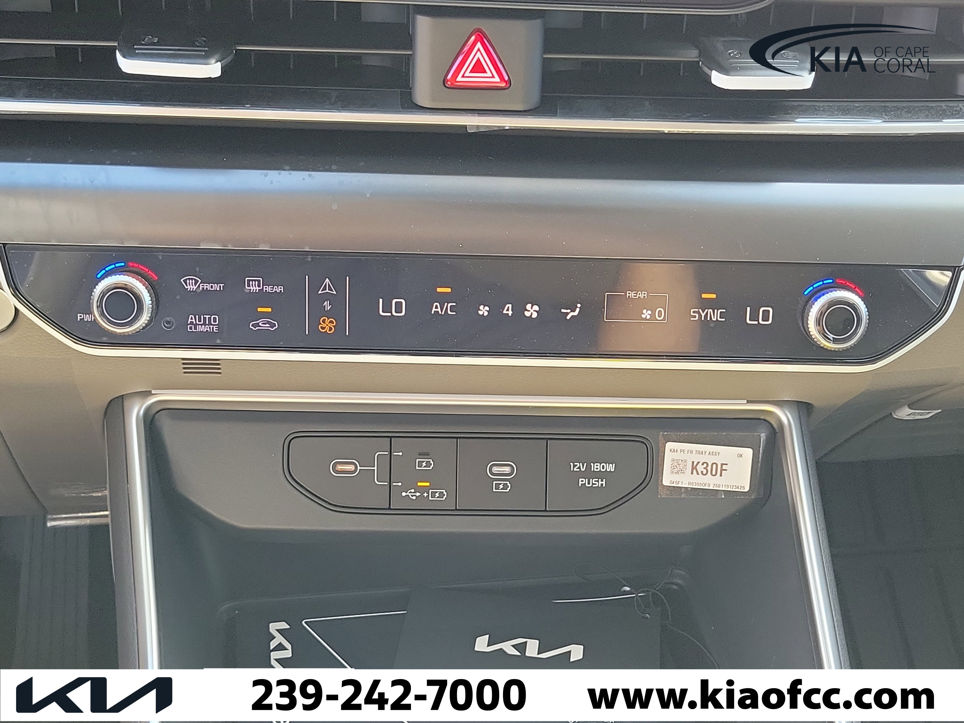 New 2026 Kia Carnival FWD image 27