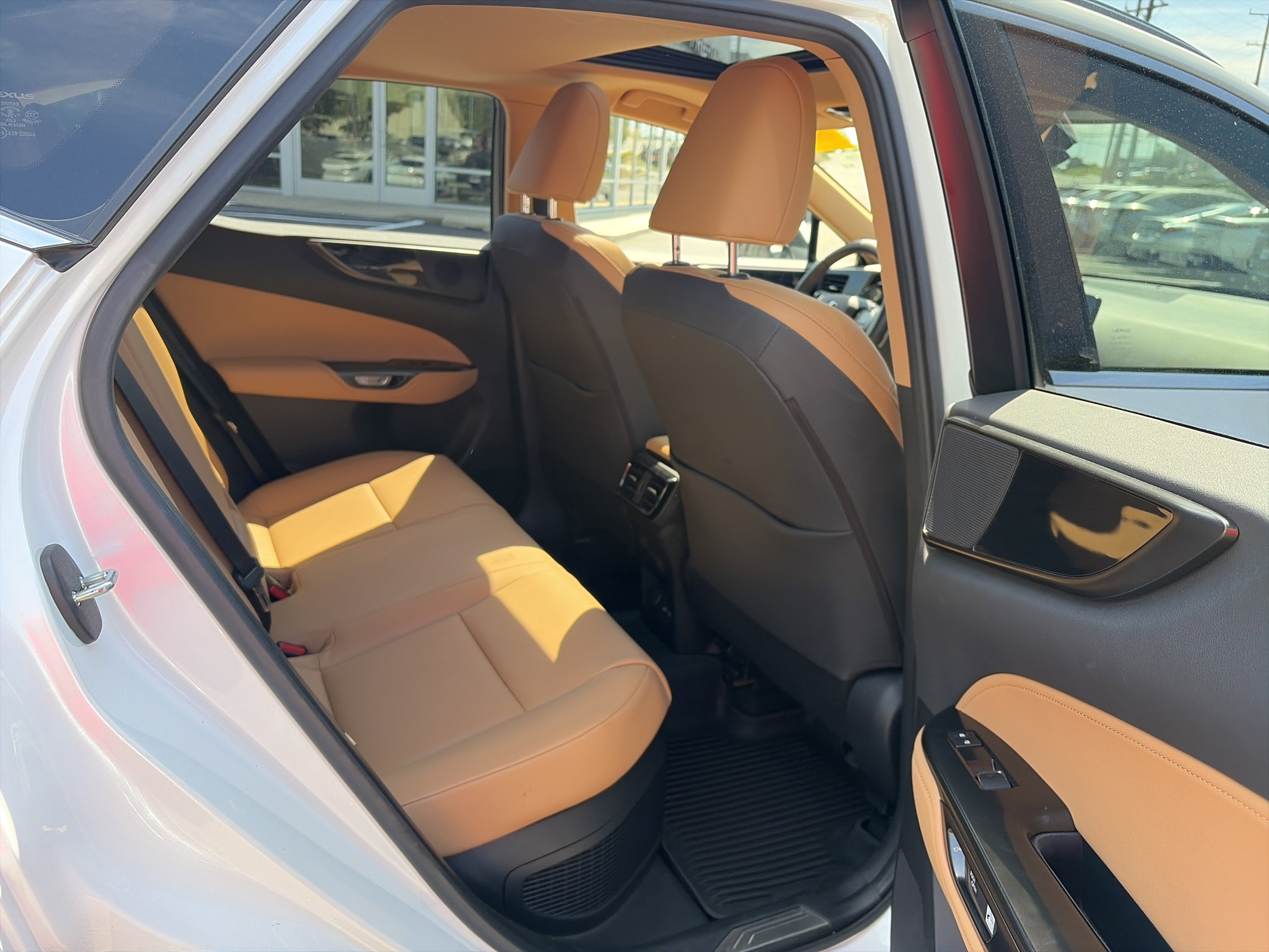 Used 2024 Lexus NX 350h AWD image 14