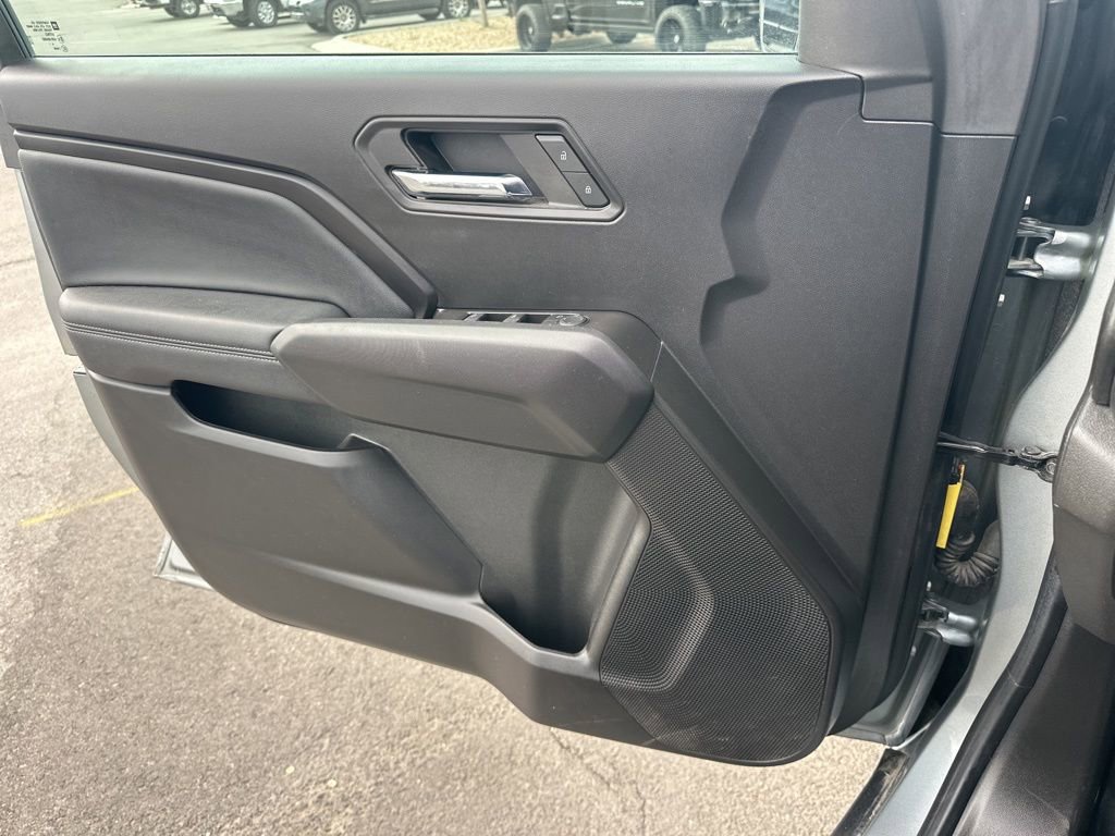 Used 2024 Chevrolet Colorado LT w/ LT Convenience Package image 19